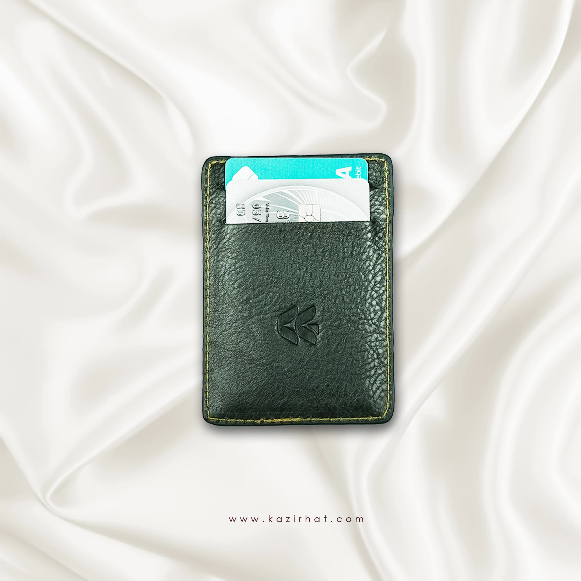 bifold-group-2.webp